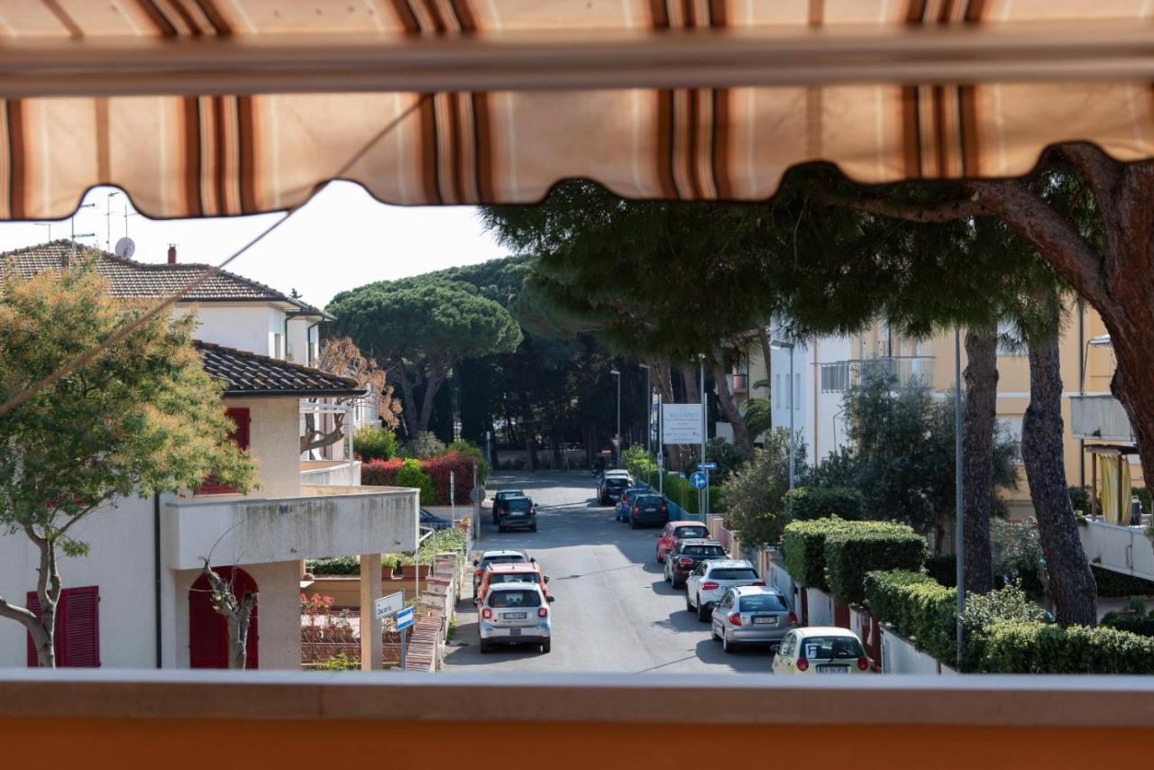 Appartamento Il Bucaniere A Marina Di Cecina Luaran gambar